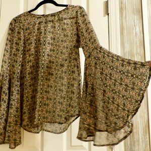 Boho Oversize Sleeve Top